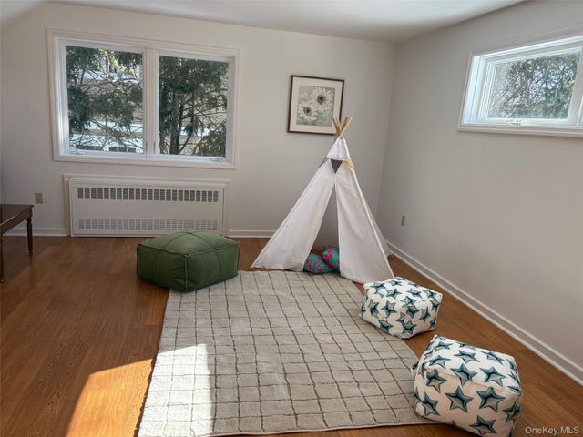 12 Cross Hill Road, Eastchester, NY 10709