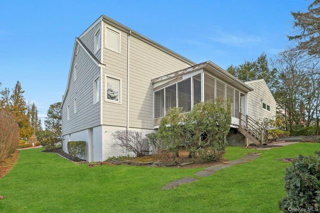 12 Cross Hill Road, Eastchester, NY 10709