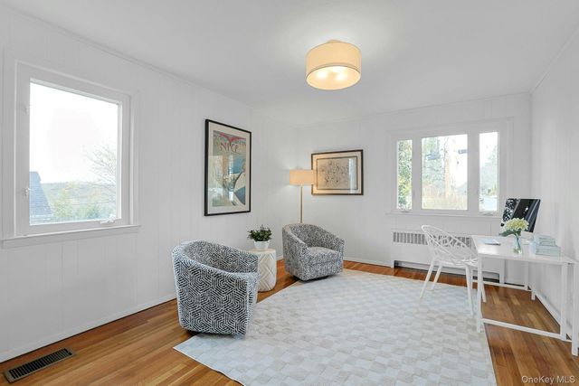 12 Cross Hill Road, Eastchester, NY 10709