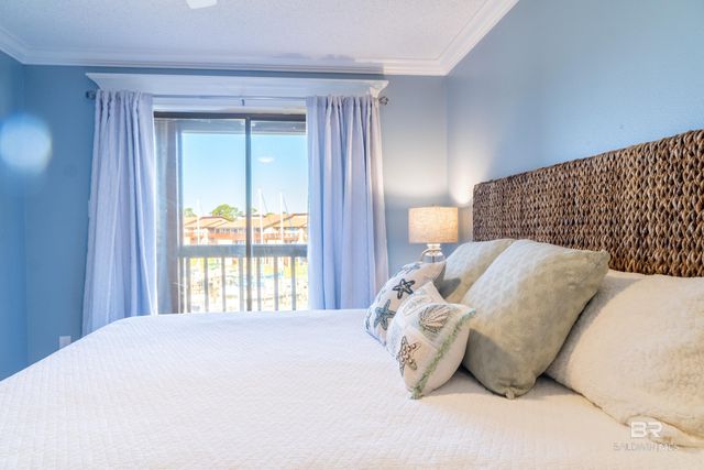 4615 PORT SIDE Lane 202, Gulf Shores, AL 36542