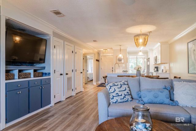 4615 PORT SIDE Lane 202, Gulf Shores, AL 36542