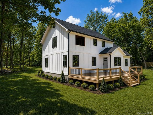 3 Elbow Lane, Highland, NY 12528
