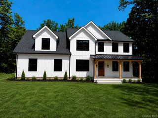 3 Elbow Lane, Highland, NY 12528
