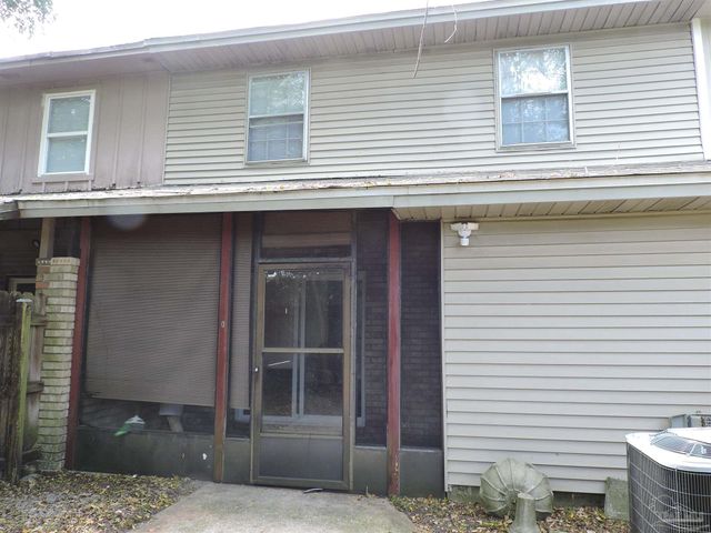 728 N Fairfield Dr, Pensacola, FL 32506