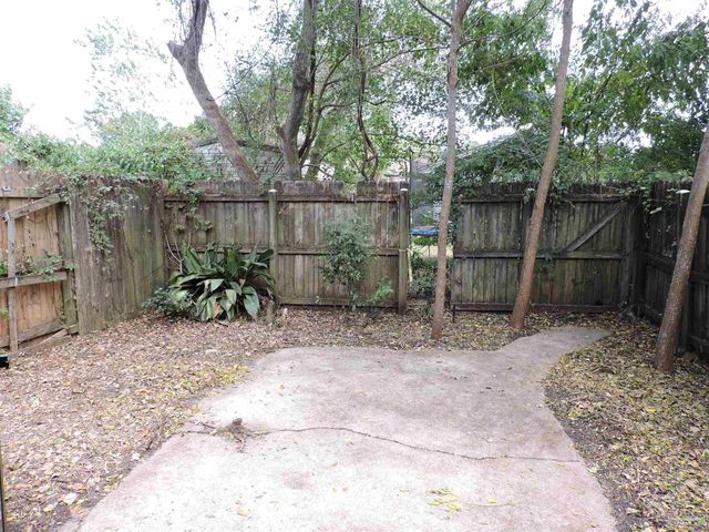 728 N Fairfield Dr, Pensacola, FL 32506