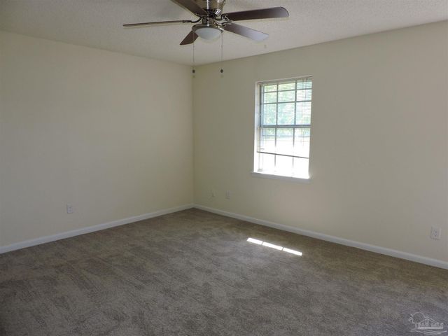 728 N Fairfield Dr, Pensacola, FL 32506