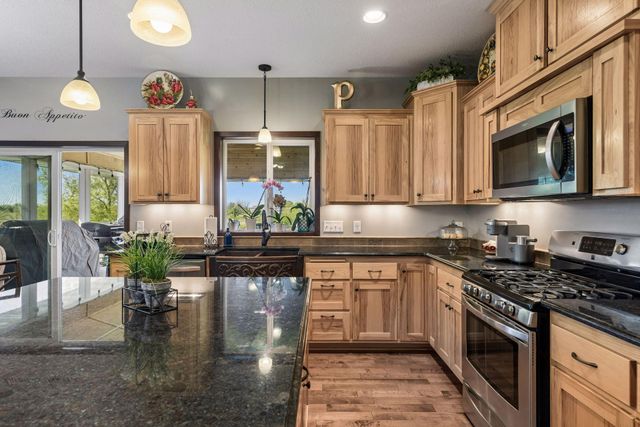 6571 145th Circle N, Hugo, MN 55038