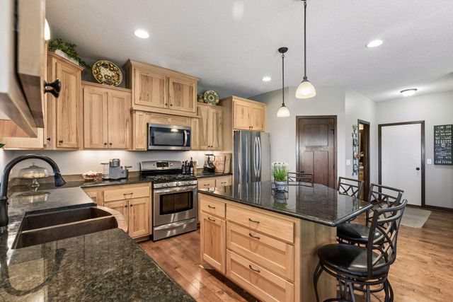 6571 145th Circle N, Hugo, MN 55038