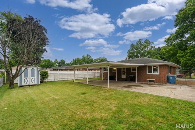 941 Willow Street, Wood River, IL 62095
