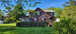 154 Essex Road, North Kingstown, RI 02852