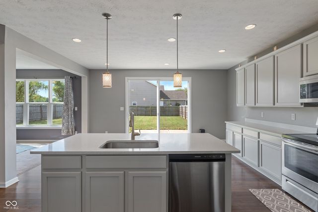 771 Penny Lane, Pittsboro, IN 46167