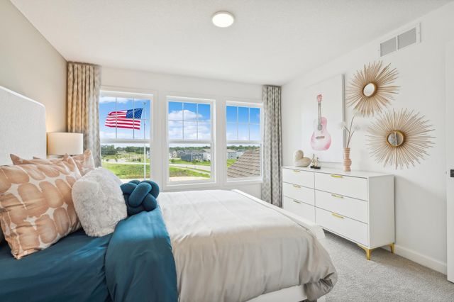 1061 Aster Boulevard, Rosemount, MN 55068