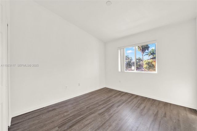 3385 NE 10th St 201, Homestead, FL 33033