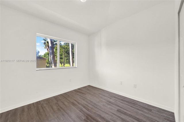 3385 NE 10th St 201, Homestead, FL 33033