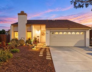 1527 Triton Pl, San Diego, CA 92154
