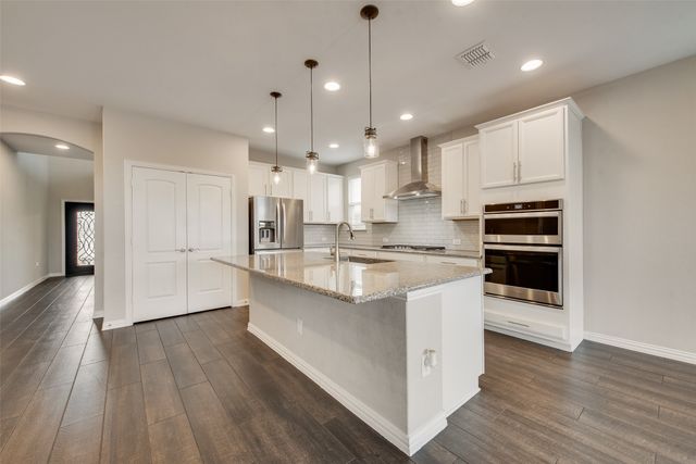 2514 Wallingford Drive, Mansfield, TX 76084