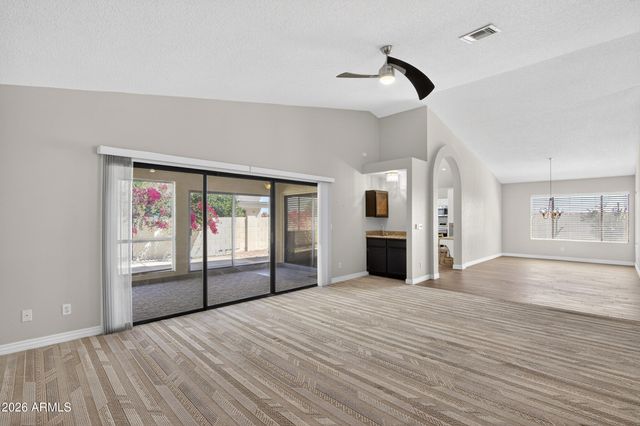 26633 S QUEEN PALM Court, Sun Lakes, AZ 85248