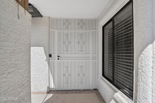 26633 S QUEEN PALM Court, Sun Lakes, AZ 85248