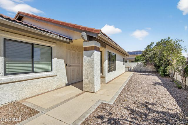 26633 S QUEEN PALM Court, Sun Lakes, AZ 85248