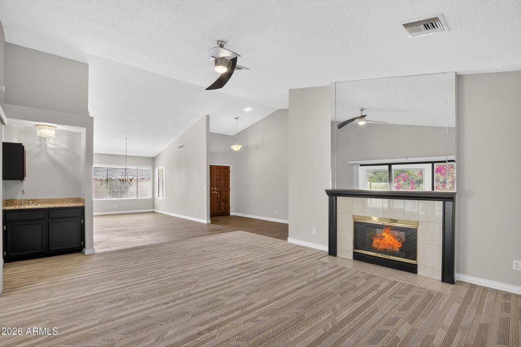 26633 S QUEEN PALM Court, Sun Lakes, AZ 85248