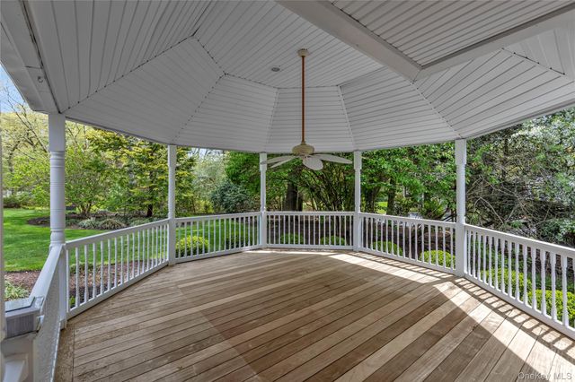 9 Concord Drive, Northport, NY 11768