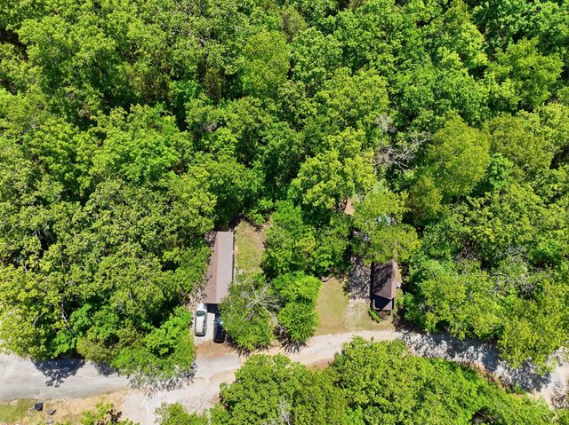 514 Iroquois Lane, Lampe, MO 65681
