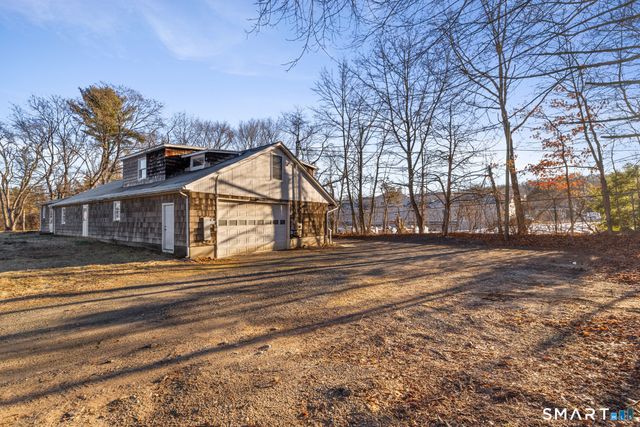 85 Hicock Drive E, Southbury, CT 06488