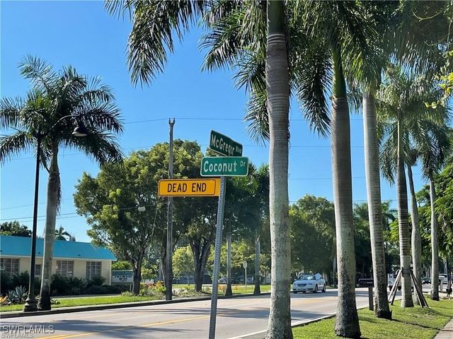 1223 Coconut DR, Fort Myers, FL 33901