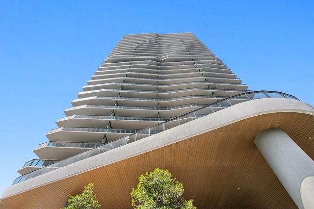 3015 S YSABELLA AVENUE 2402, Tampa, FL 33629