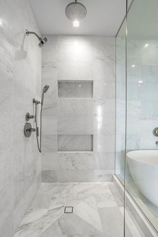 3015 S YSABELLA AVENUE 2402, Tampa, FL 33629