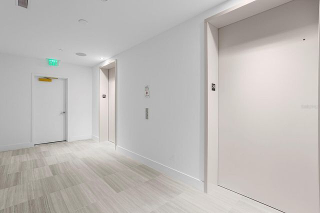 3015 S YSABELLA AVENUE 2402, Tampa, FL 33629