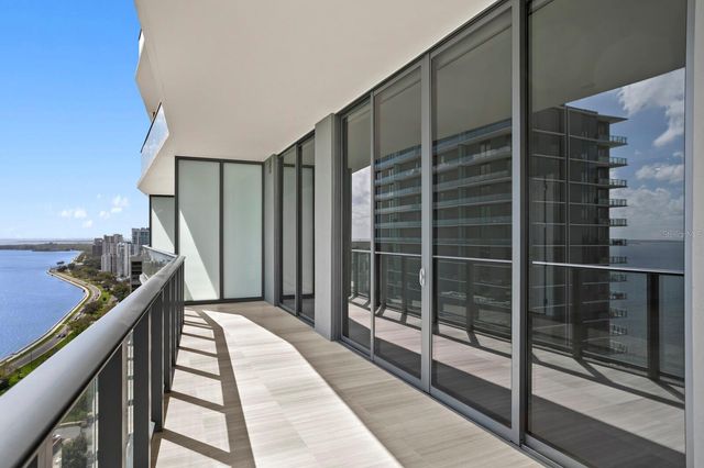 3015 S YSABELLA AVENUE 2402, Tampa, FL 33629