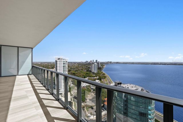 3015 S YSABELLA AVENUE 2402, Tampa, FL 33629