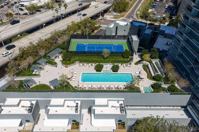 3015 S YSABELLA AVENUE 2402, Tampa, FL 33629