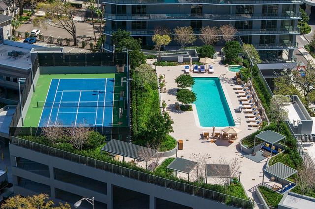 3015 S YSABELLA AVENUE 2402, Tampa, FL 33629