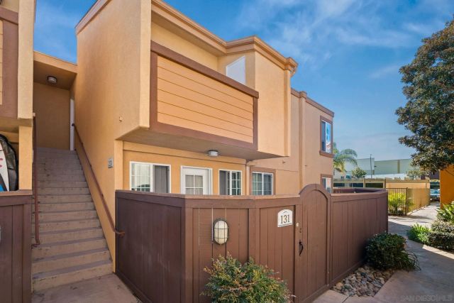 5252 Balboa Arms 231, San Diego, CA 92117