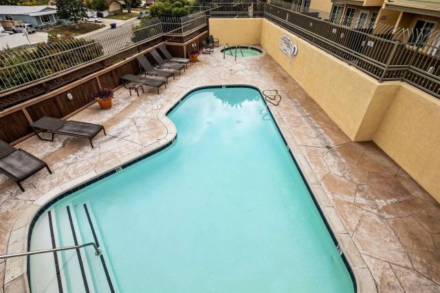 5252 Balboa Arms 231, San Diego, CA 92117