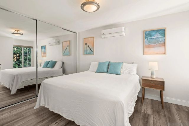 5252 Balboa Arms 231, San Diego, CA 92117