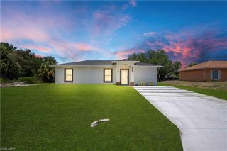 2604 51st ST SW, Lehigh Acres, FL 33976