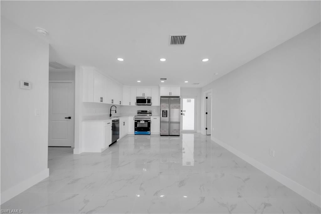 2604 51st ST SW, LEHIGH ACRES, FL 33976 — photo 3