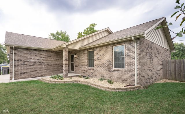 828 Phillips Lane, Seymour, IN 47274