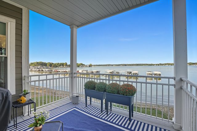 13234 E Lakeshore Drive K-202, Cedar Lake, IN 46303