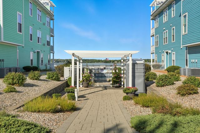 13234 E Lakeshore Drive K-202, Cedar Lake, IN 46303