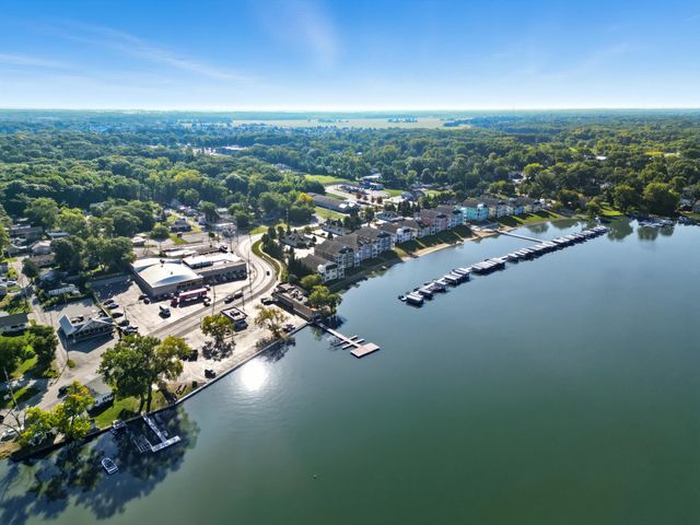 13234 E Lakeshore Drive K-202, Cedar Lake, IN 46303