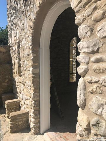 6617 COUNTESS ADRIA ST, Leon Valley, TX 78238