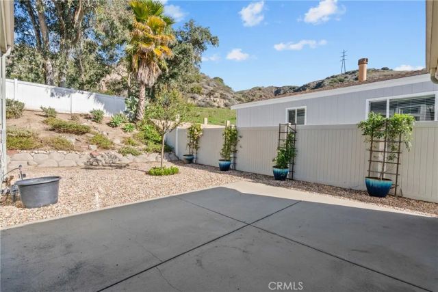 15455 Glenoaks 502, Sylmar, CA 91342