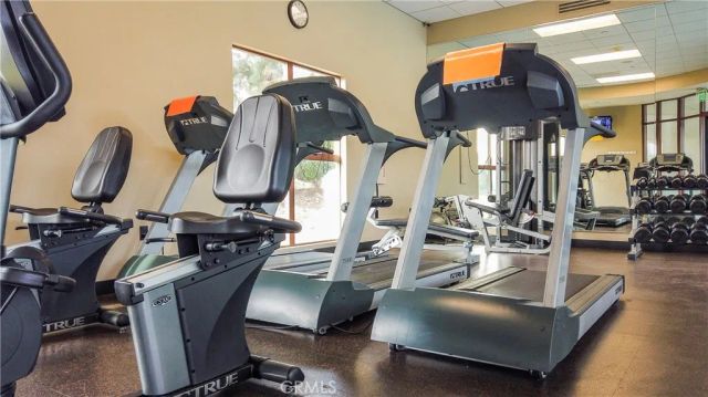 15455 Glenoaks 502, Sylmar, CA 91342