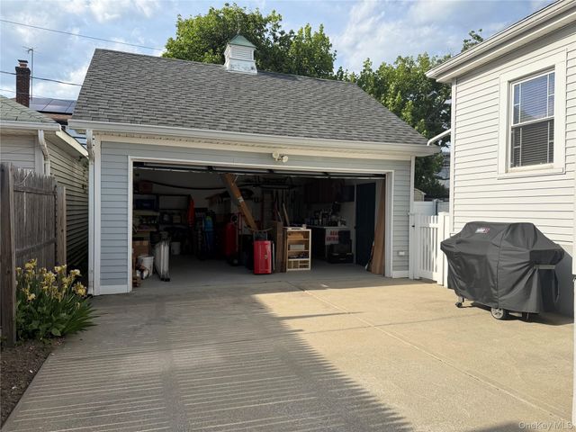 539 E Beech Street, Long Beach, NY 11561