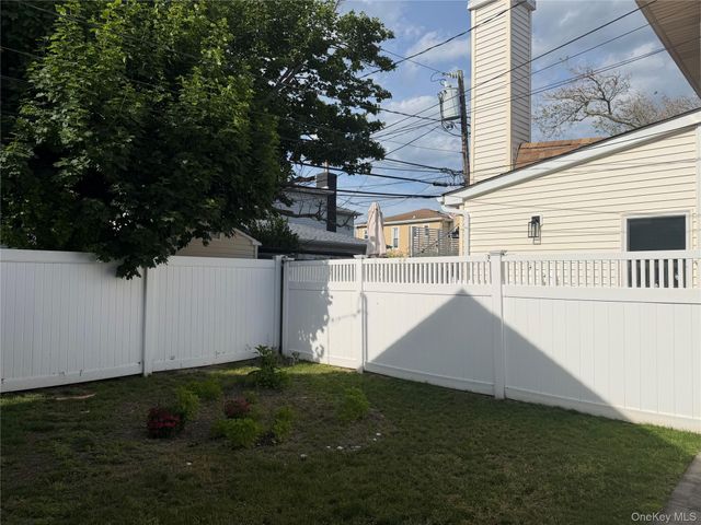 539 E Beech Street, Long Beach, NY 11561