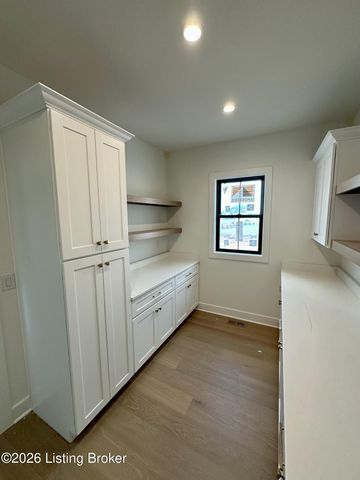 6496 Sunset Cir, Crestwood, KY 40014